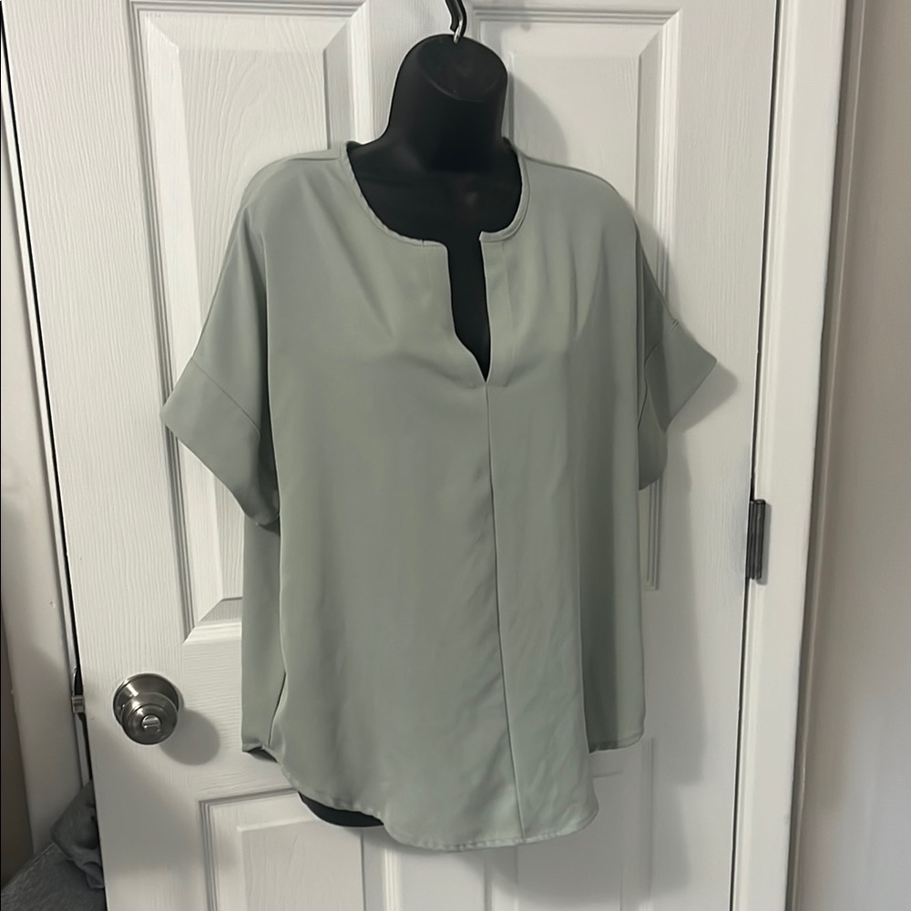 Zenana Outfitters Green Boxy Blouse with Mandarin Collar